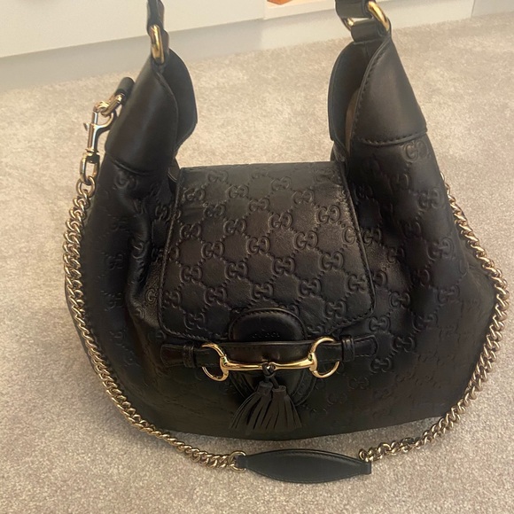 Gucci Handbags - Gucci purse 👜